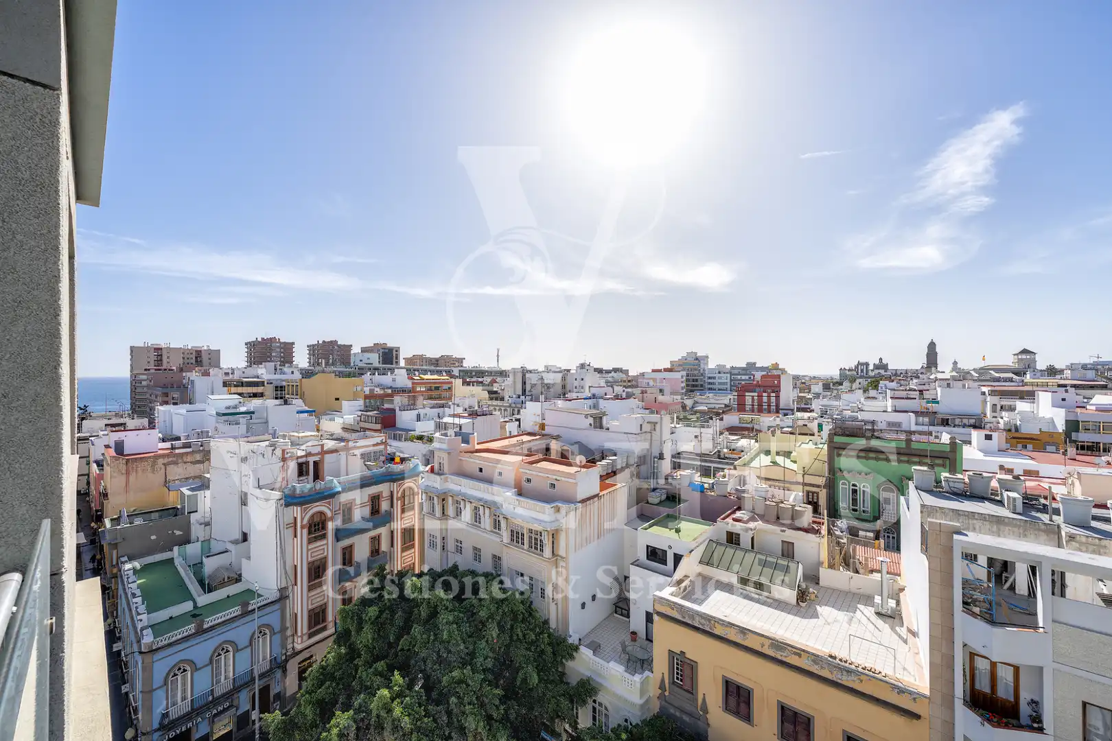 Vista exterior de Pis en venda en Las Palmas de Gran Canaria amb Forn i Balcó