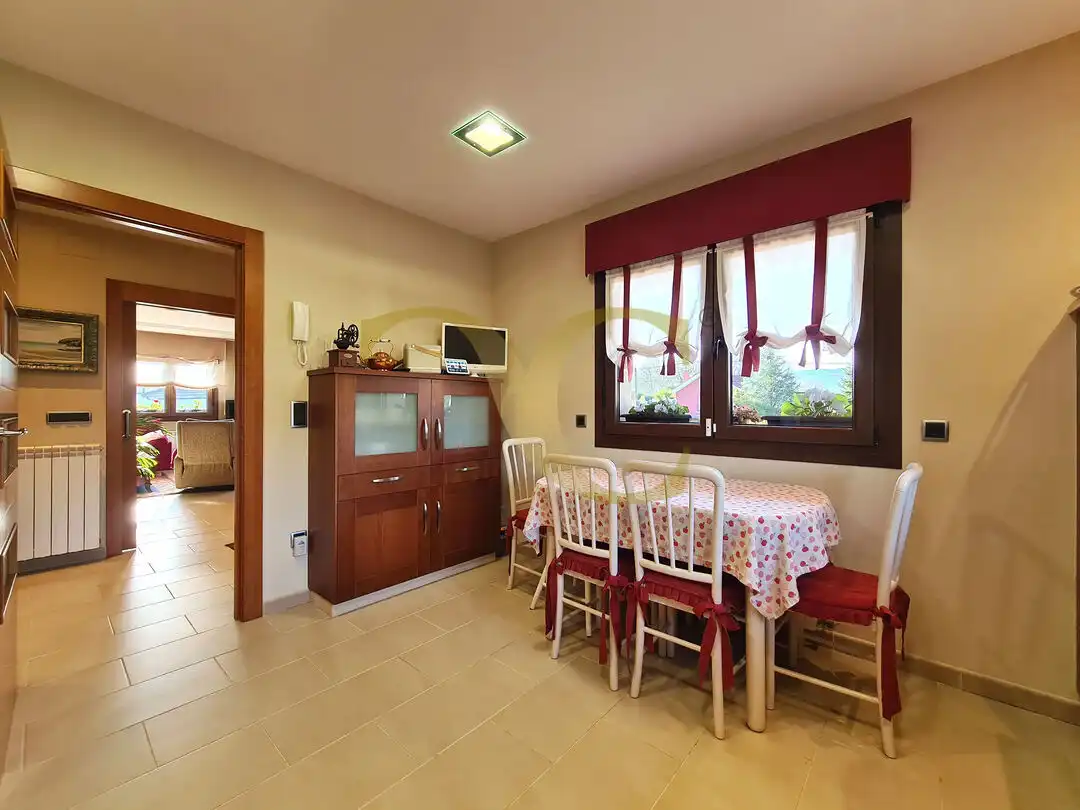 Casa o chalet en venta en Siero con Calefacción, Terraza y Trastero