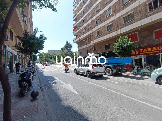 Local comercial en Alquiler en Avenida Eduardo García Maroto en Peñamefecit - Avda Barcelona