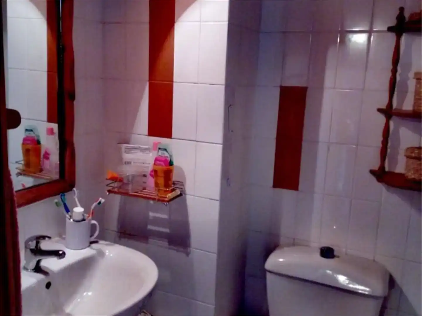Bany de Àtic de lloguer en Llívia amb Parquet, Traster i Piscina