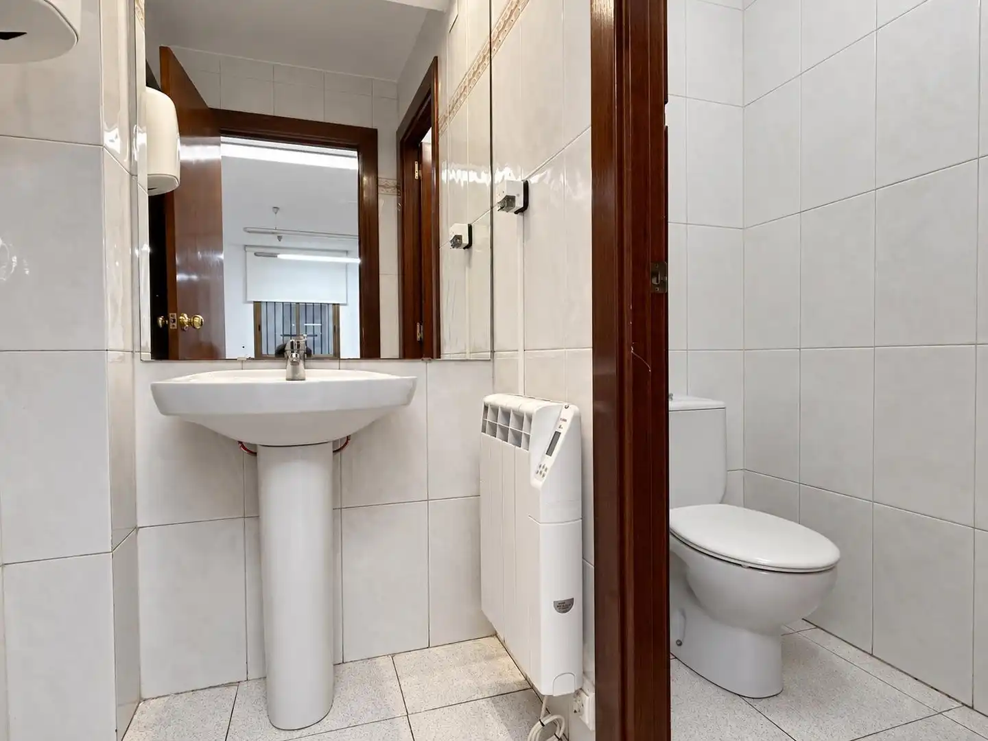 Baño de Oficina de alquiler en Les Corts