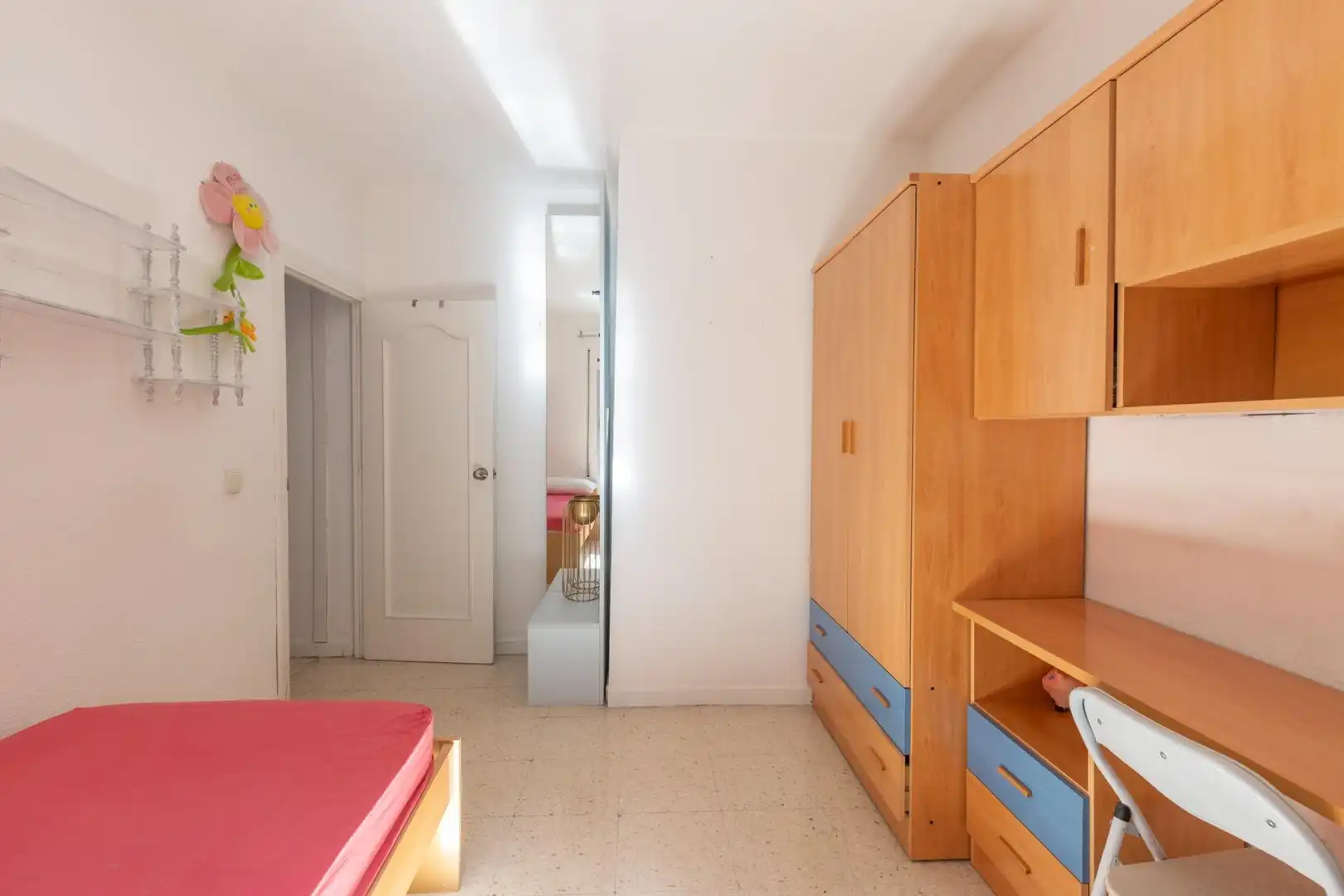 Bedroom of Flat for sale in Granada  with Air Conditioner and Terrace