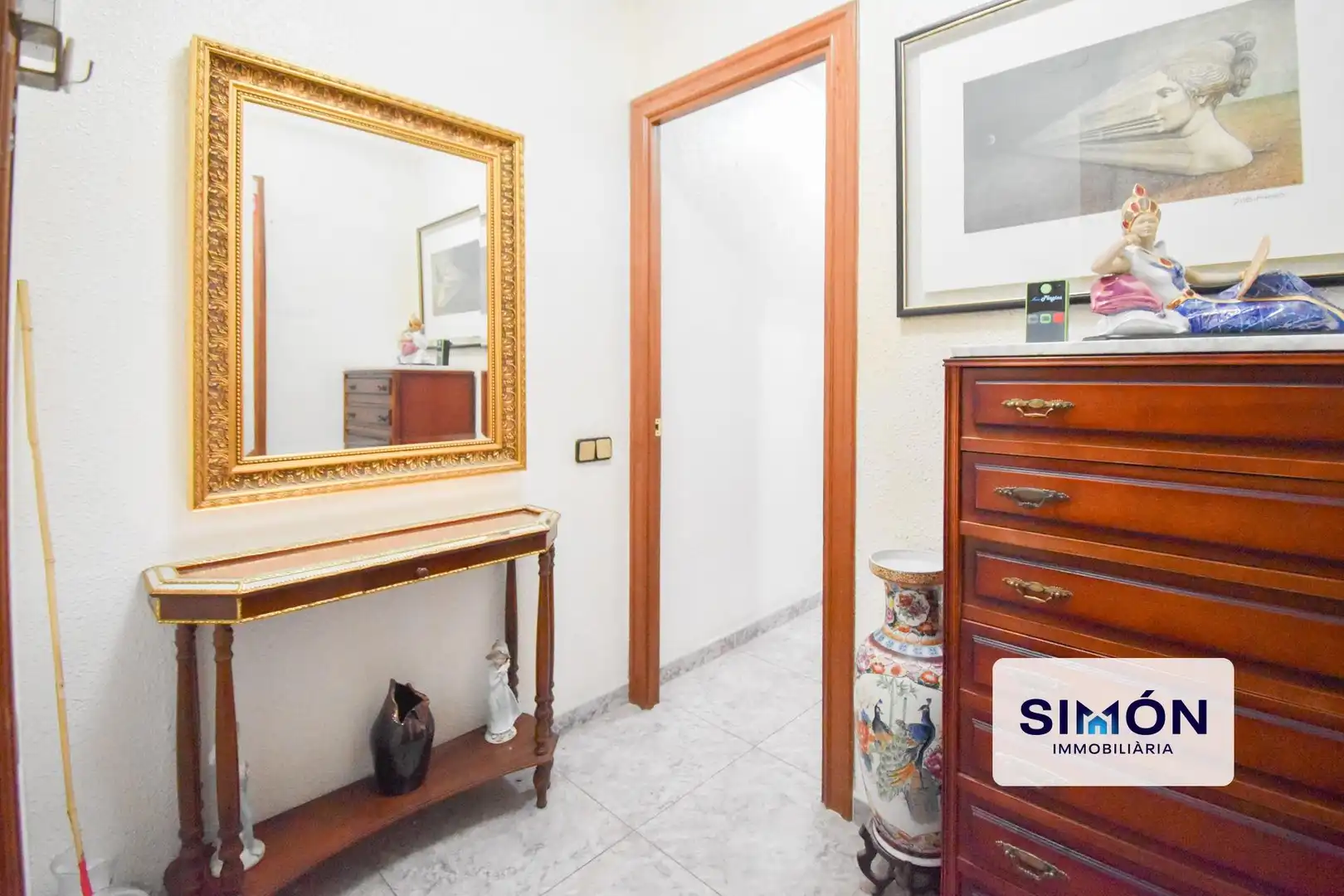 Flat for sale in Manresa  with Balcony