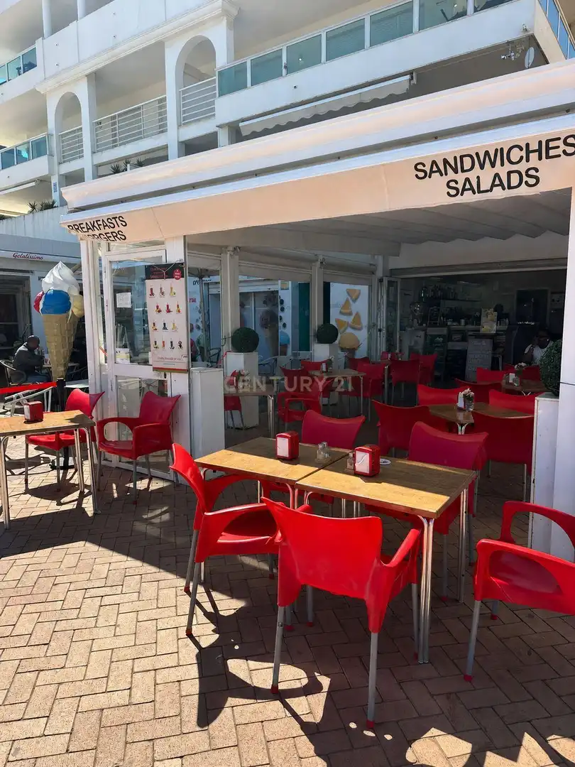 Local en traspaso en Fuengirola con Aire acondicionado