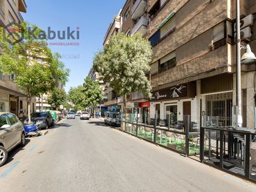 Aparcament en venda a Granada - Calle guillen de castro 42