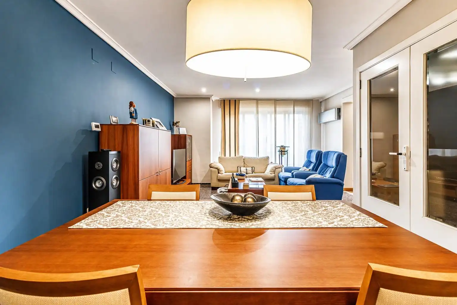Sala de estar de Casa adosada en venta en Carlet con Aire acondicionado, Trastero y Alarma