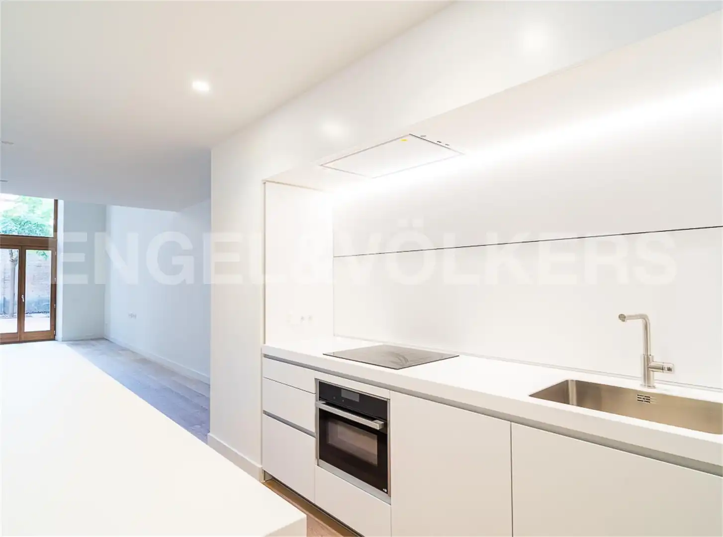 Planta baja en venta en Dreta de l'Eixample