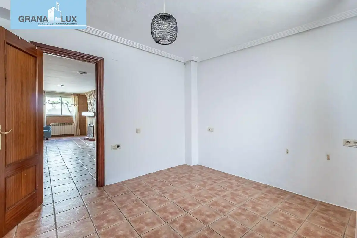 Reihenhaus zum Verkauf in Calle de Checoslovaquia, imagen 17