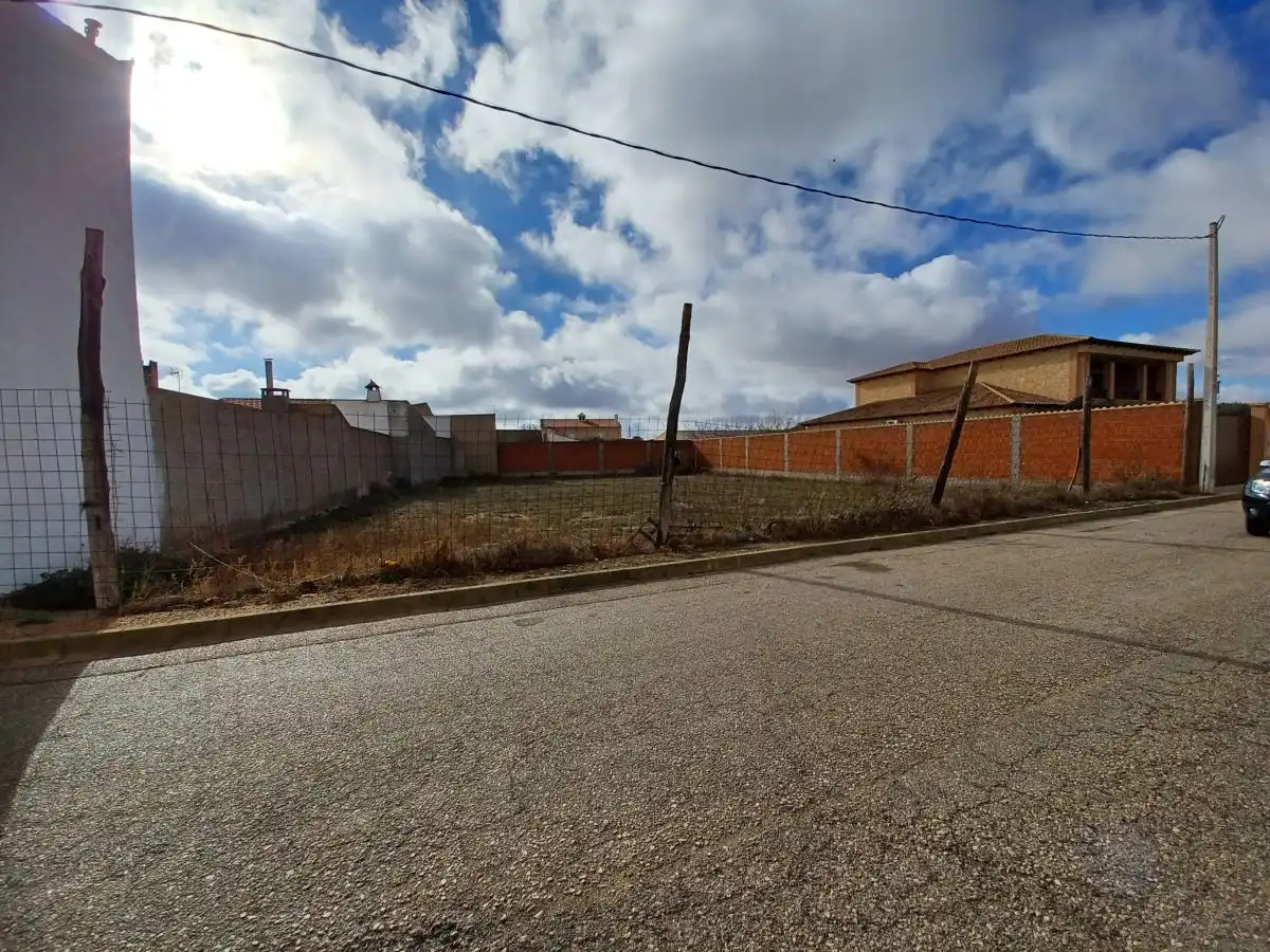 Terrenys i solars en venda a Minaya, imagen 2