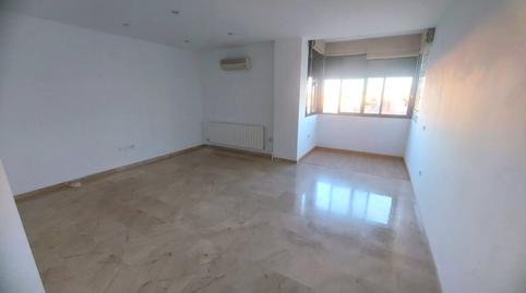 Photo 2 of Flat for sale in Antonio Muñoz Molina, 3, Renfe - Bulevar 1ª y 2ª Fase,  Jaén Capital