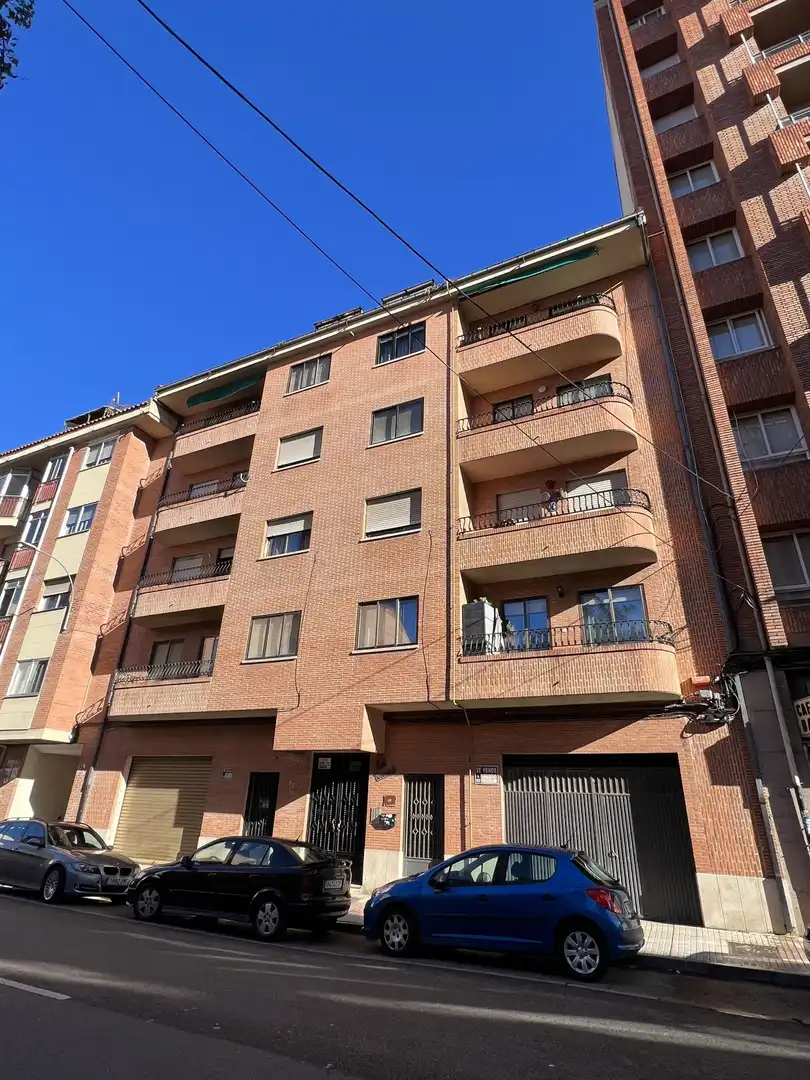 Local comercial de lloguer a Benavente, imagen 3