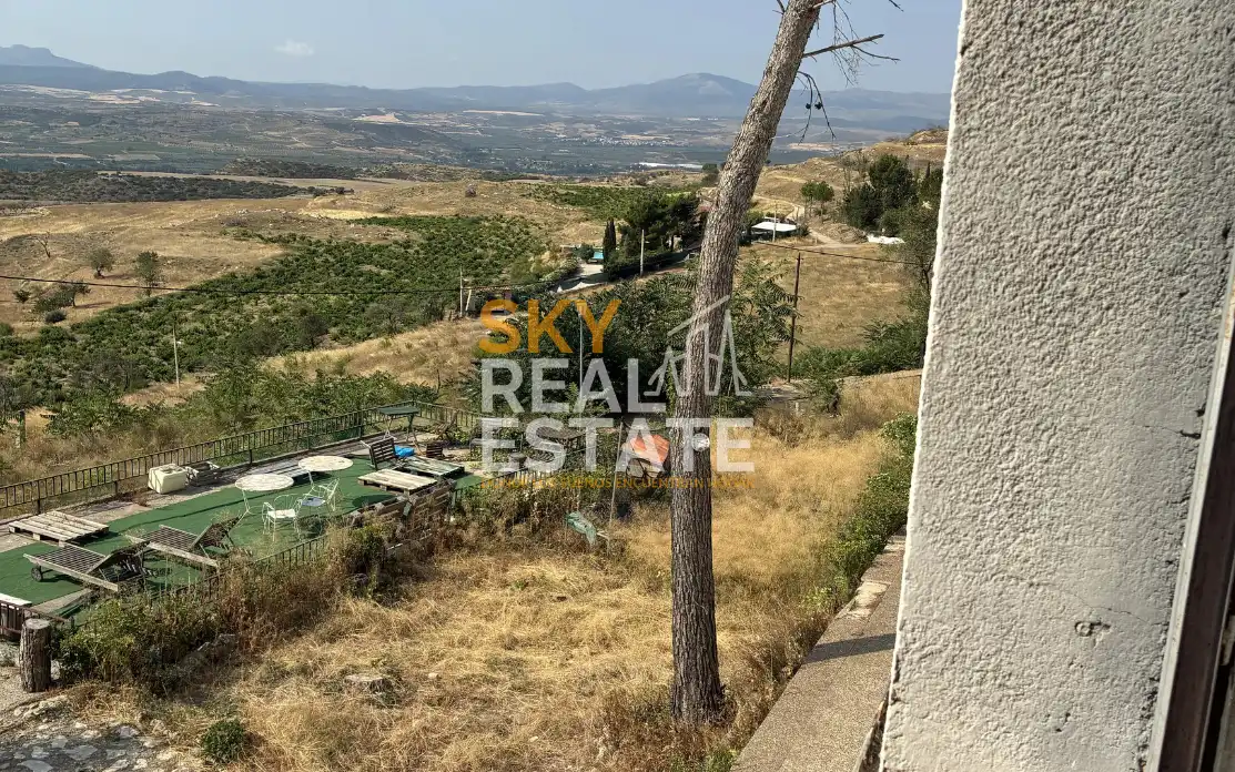 Buildings for sale in Borja