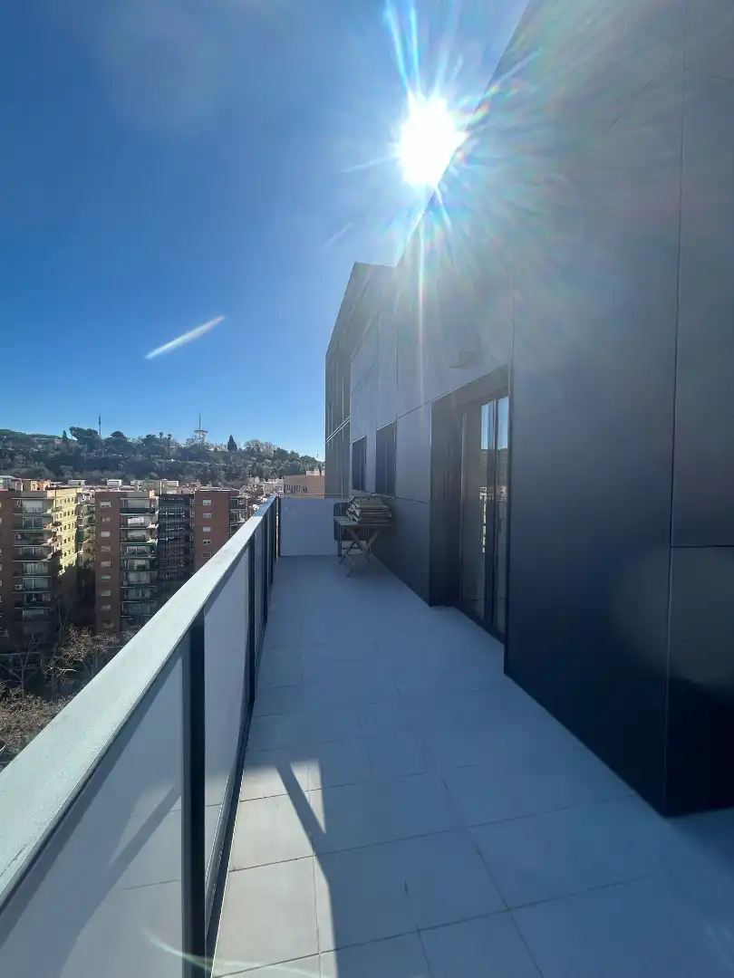 Terrasse von Dachboden zum Verkauf in Barcelona mit Klimaanlage, Heizung und Parkett