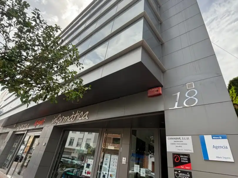 Office space with lift to rent in avenida diputacio 18, imagen 2