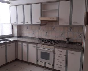 Kitchen of Planta baja for sale in Villena