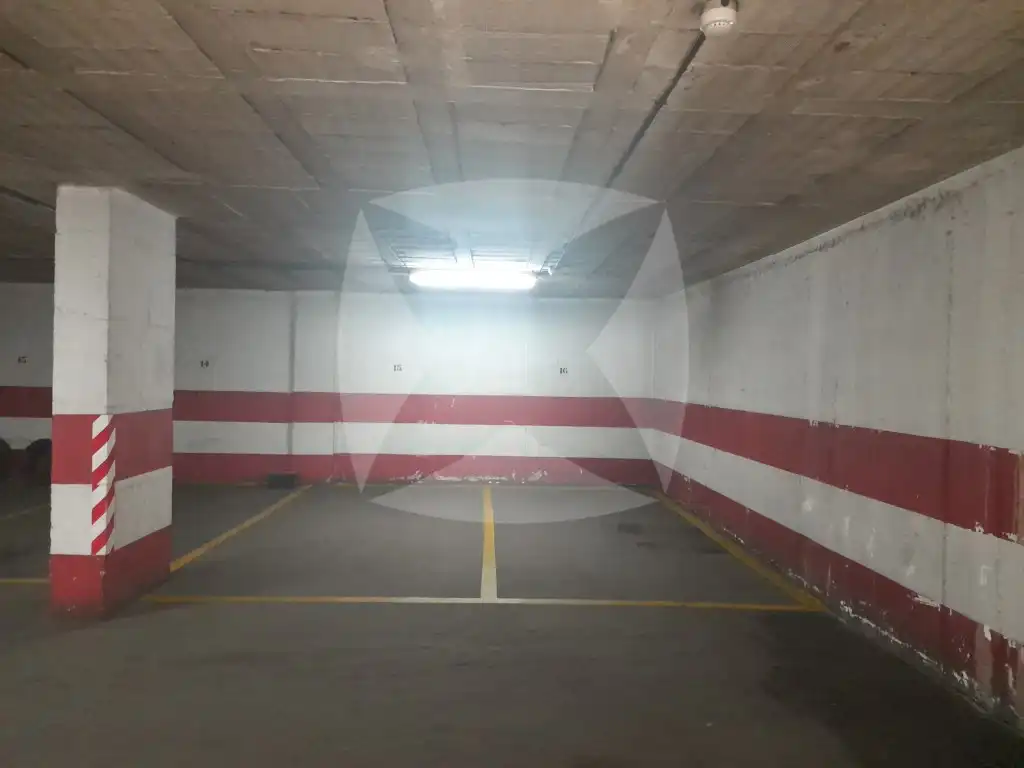 Garage for rent in Calle Del Museo, Pardaleras