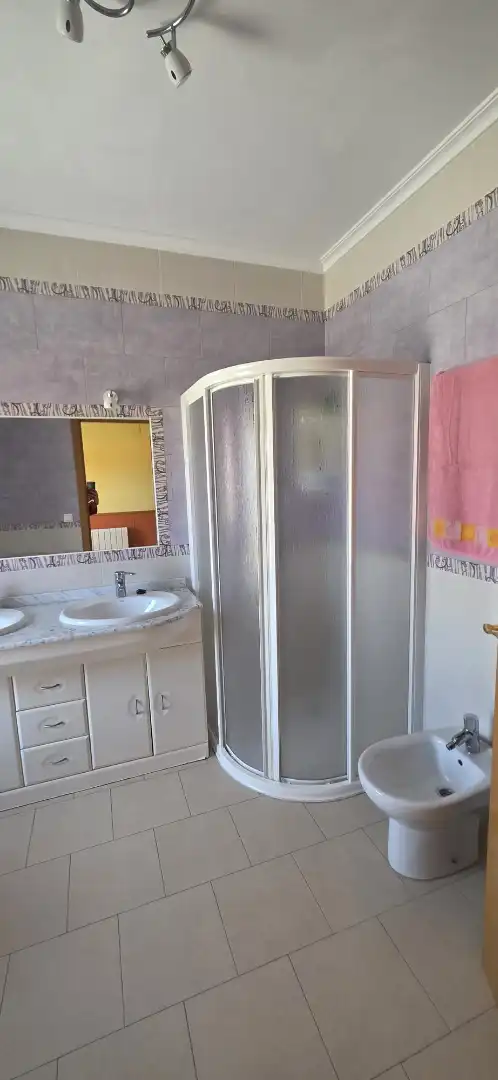 Baño de Casa o chalet en venta en La Cabeza de Béjar  con Calefacción y Amueblado