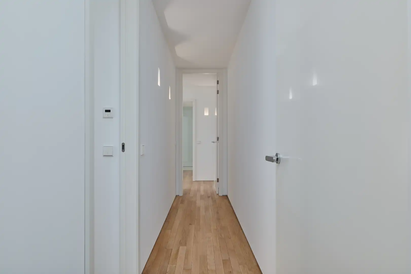 Flat for rent in Calle de Javier Ferrero, 13, Ciudad Jardín