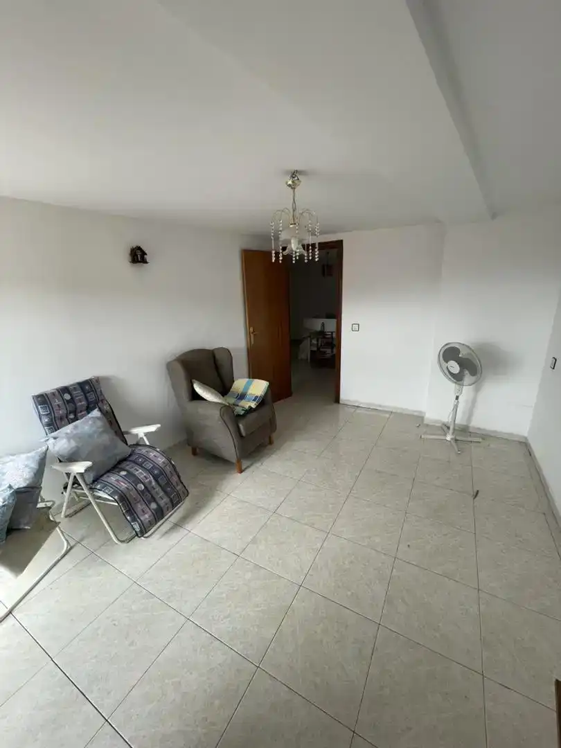 Sala de estar de Piso en venta en Gata con Trastero, Lavadora y Microondas