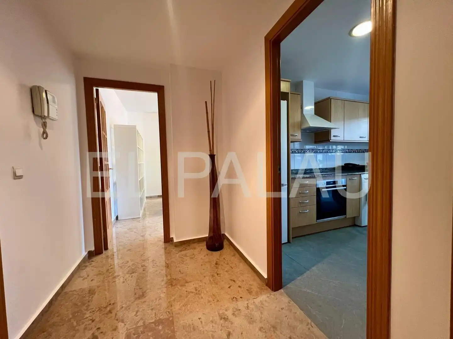 Piso de alquiler en Barrio de Benicalap