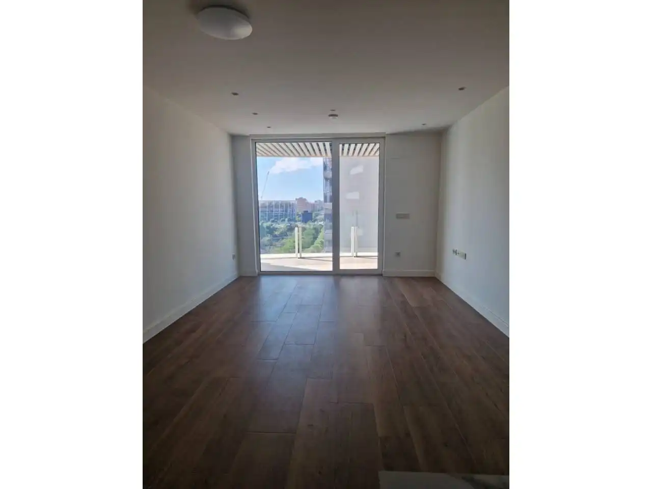 Sala de estar de Piso de alquiler en Valencia con Aire acondicionado, Parquet y Balcón