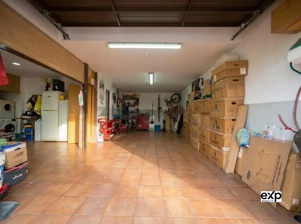 Haus oder Chalet zum Verkauf in Calafell mit Heizung, Privatgarten und Terrasse