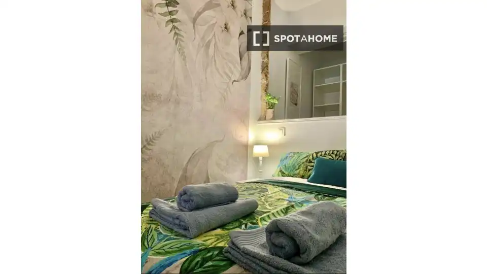 Habitación de Piso de alquiler en Madrid con Aire acondicionado, Calefacción y Amueblado