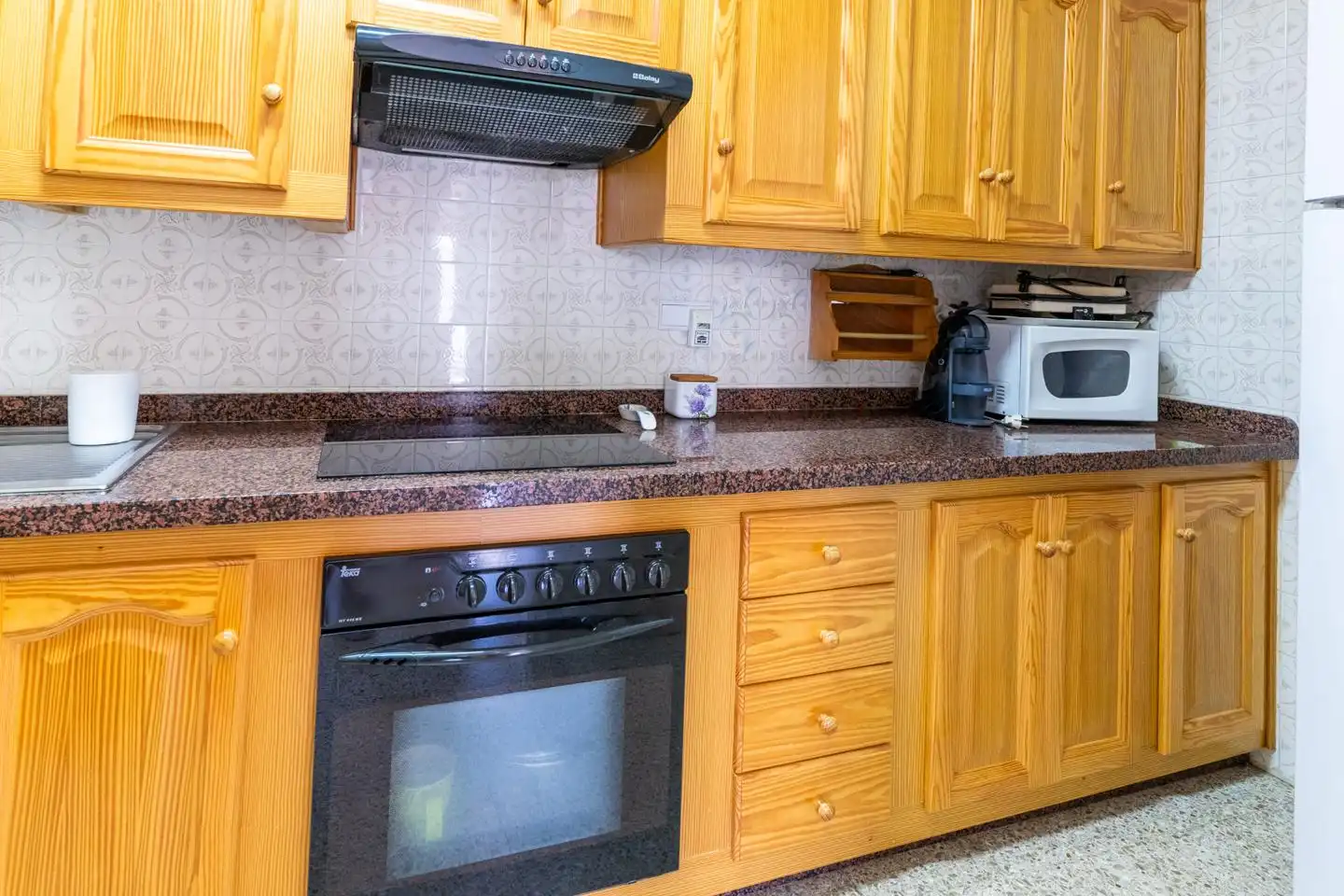 Cocina de Piso en venta en Santa Pola con Terraza, Trastero y Amueblado
