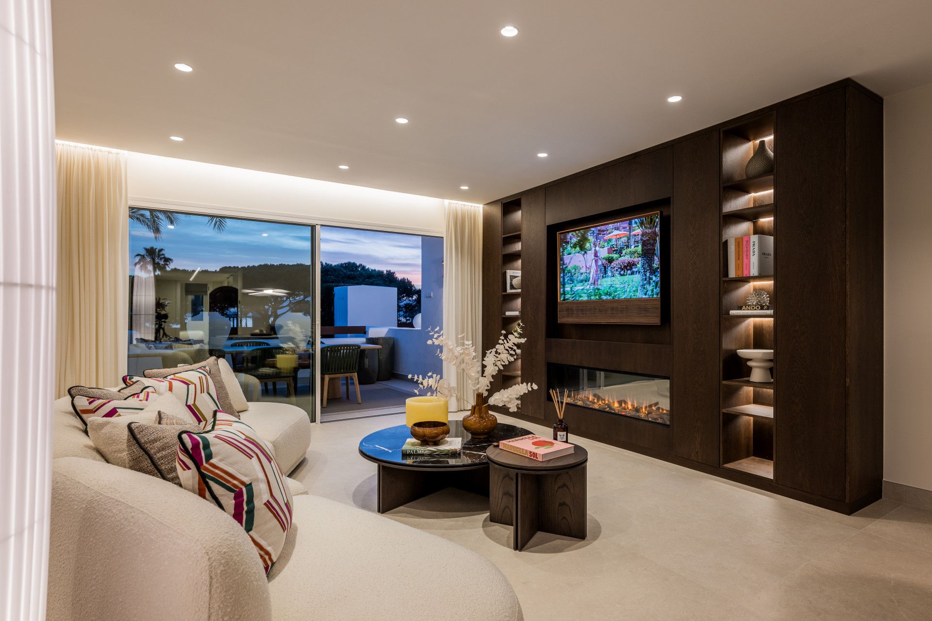 Sala d'estar de Apartament en venda en Marbella amb Aire condicionat, Terrassa i Traster