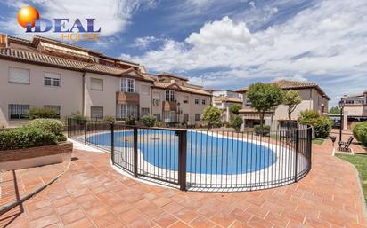 Swimming pool of Flat for sale in La Zubia  with Terrace