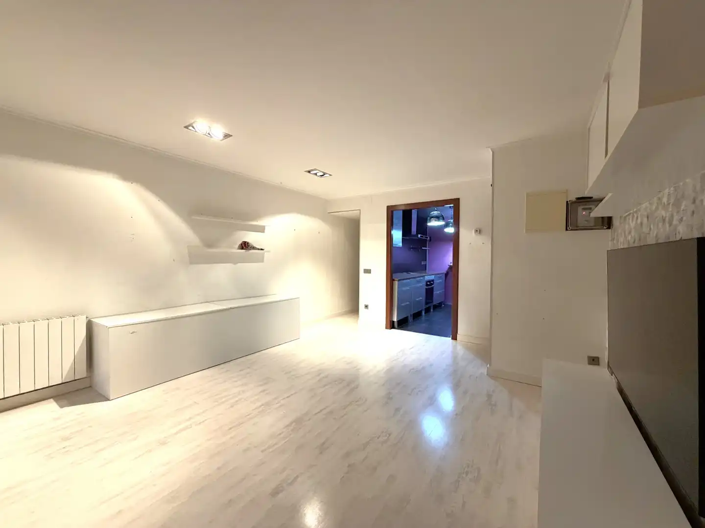 Piso en venta en Badalona con Aire acondicionado, Parquet y Horno