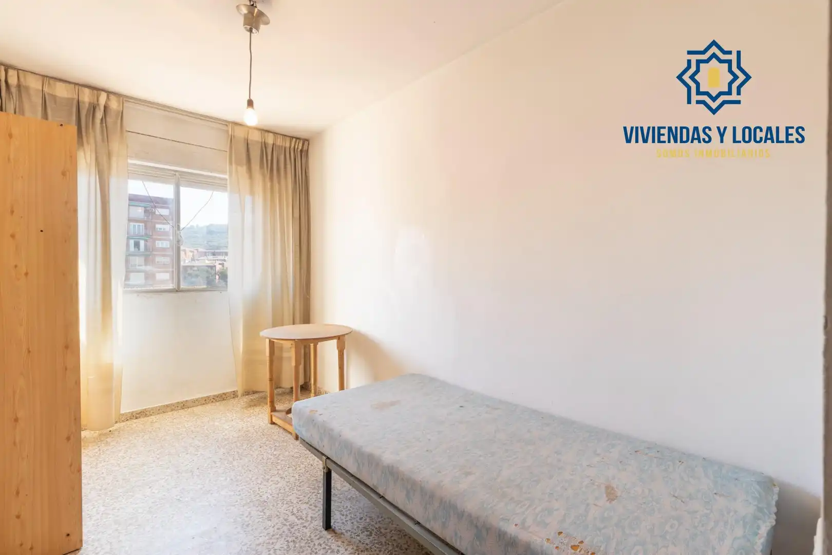 Habitación de Piso en venta en Granada con Terraza