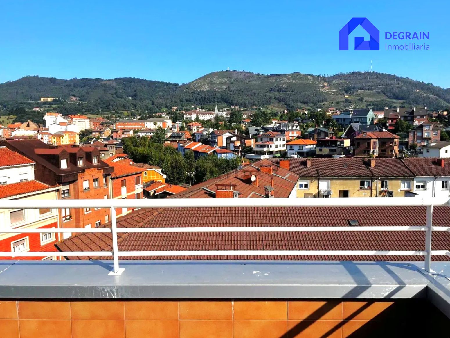Exterior view of Attic for sale in Oviedo   with Heating and Terrace