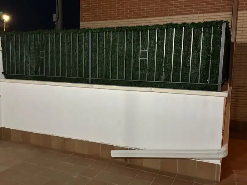 Habitatge amb piscina en venda a Calle pozo 13