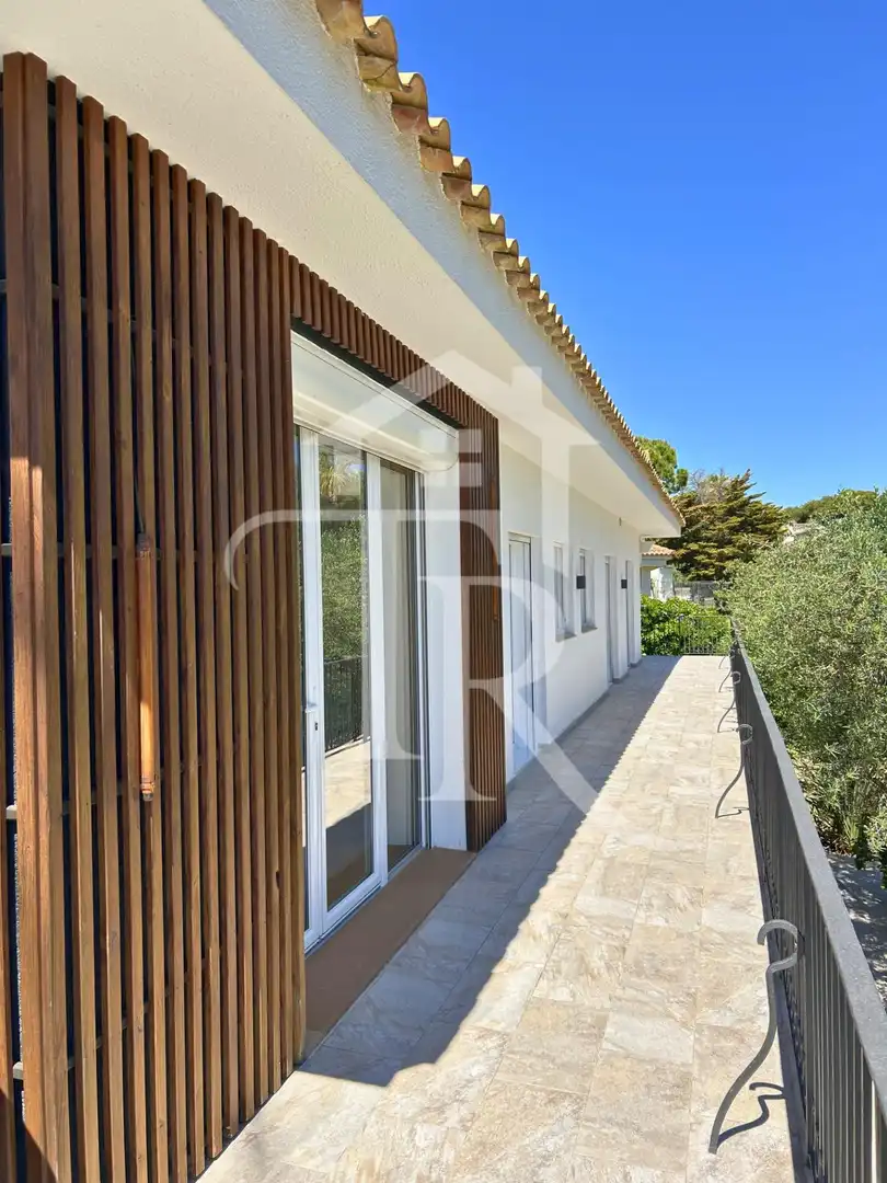 Vista exterior de Casa o chalet en venta en Roda de Berà con Aire acondicionado, Calefacción y Jardín privado