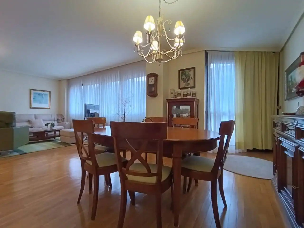 Esszimmer von Wohnung zum Verkauf in Burgos mit Heizung, Parkett und Terrasse