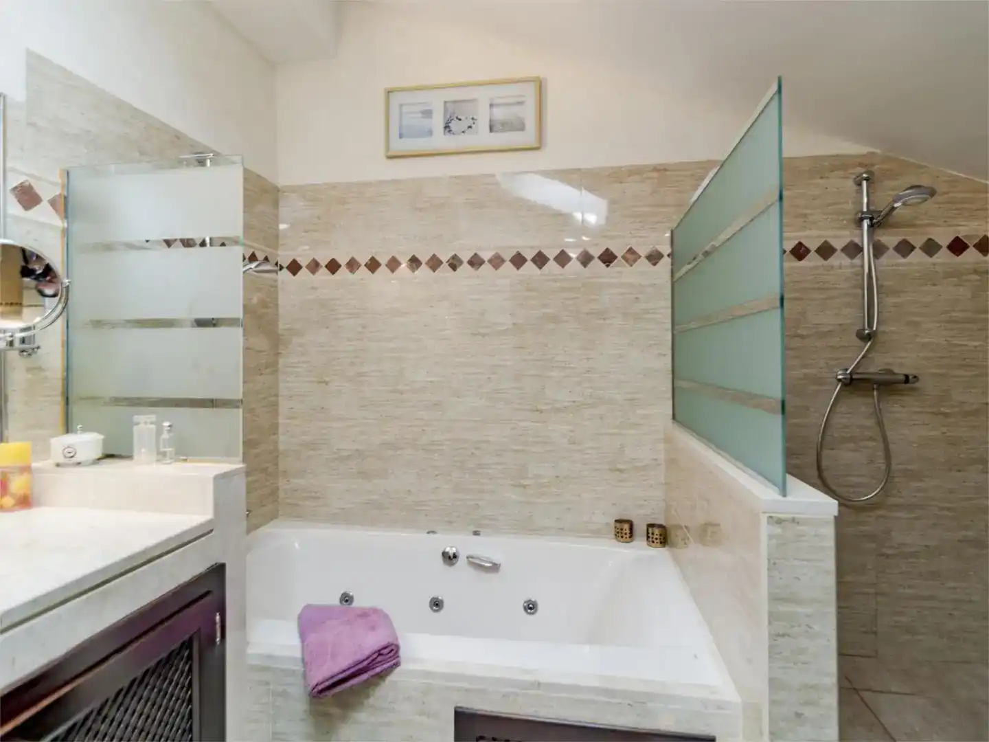 Badezimmer von Wohnung zur Miete in Ojén mit Klimaanlage, Schwimmbad und Balkon