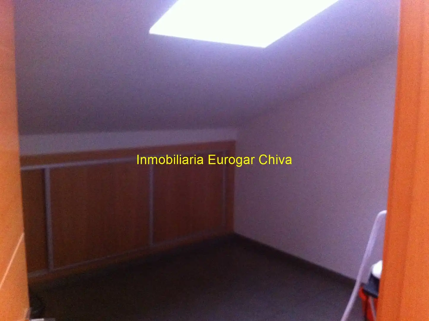 Sala d'estar de Dúplex en venda en Chiva amb Terrassa i Balcó
