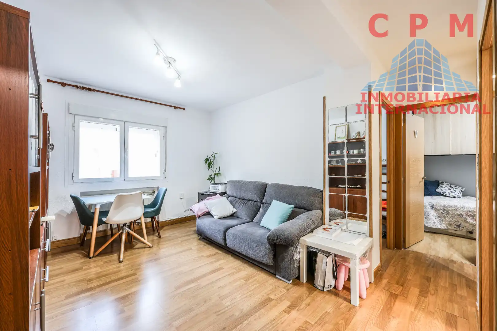 Sala de estar de Piso en venta en  Madrid Capital con Calefacción, Parquet y Horno