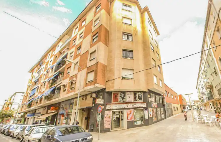 Vista exterior de Planta baixa en venda en Gandia amb Calefacció i Moblat
