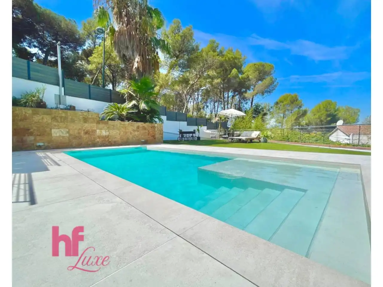 Piscina de Casa o xalet en venda en Blanes amb Aire condicionat, Calefacció i Jardí privat
