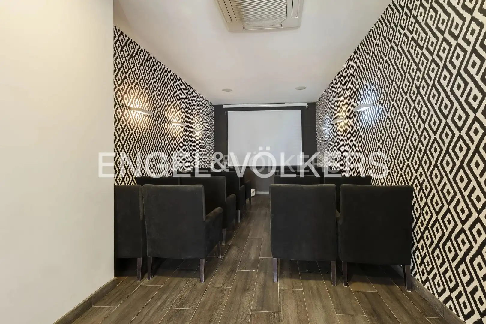 Piso en venta en Madrid con Aire acondicionado, Calefacción y Jardín privado