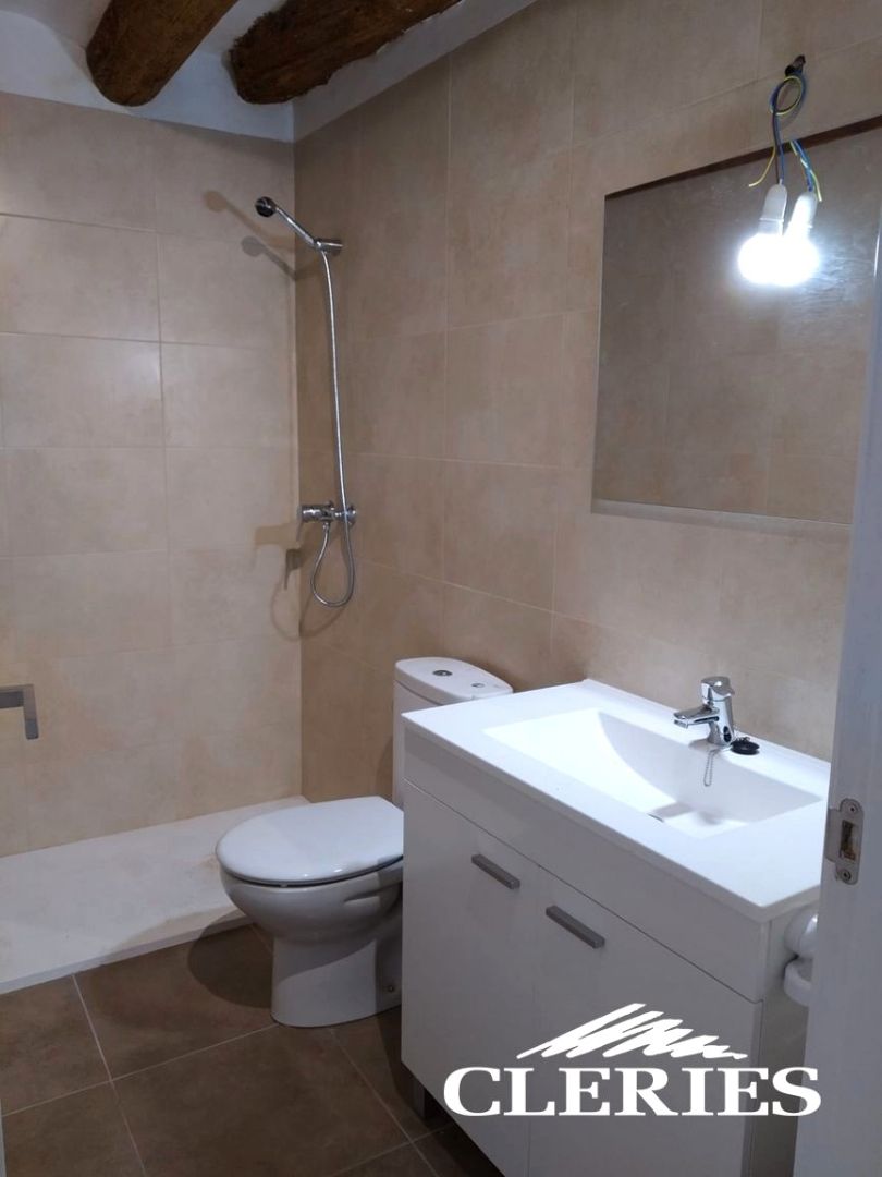 Bathroom of Apartment to rent in Gósol  with Furnished