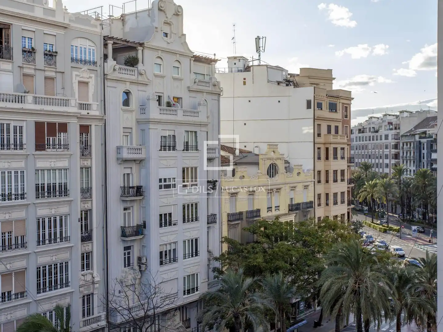 Außenansicht von Dachboden zur Miete in Valencia mit Klimaanlage, Heizung und Parkett