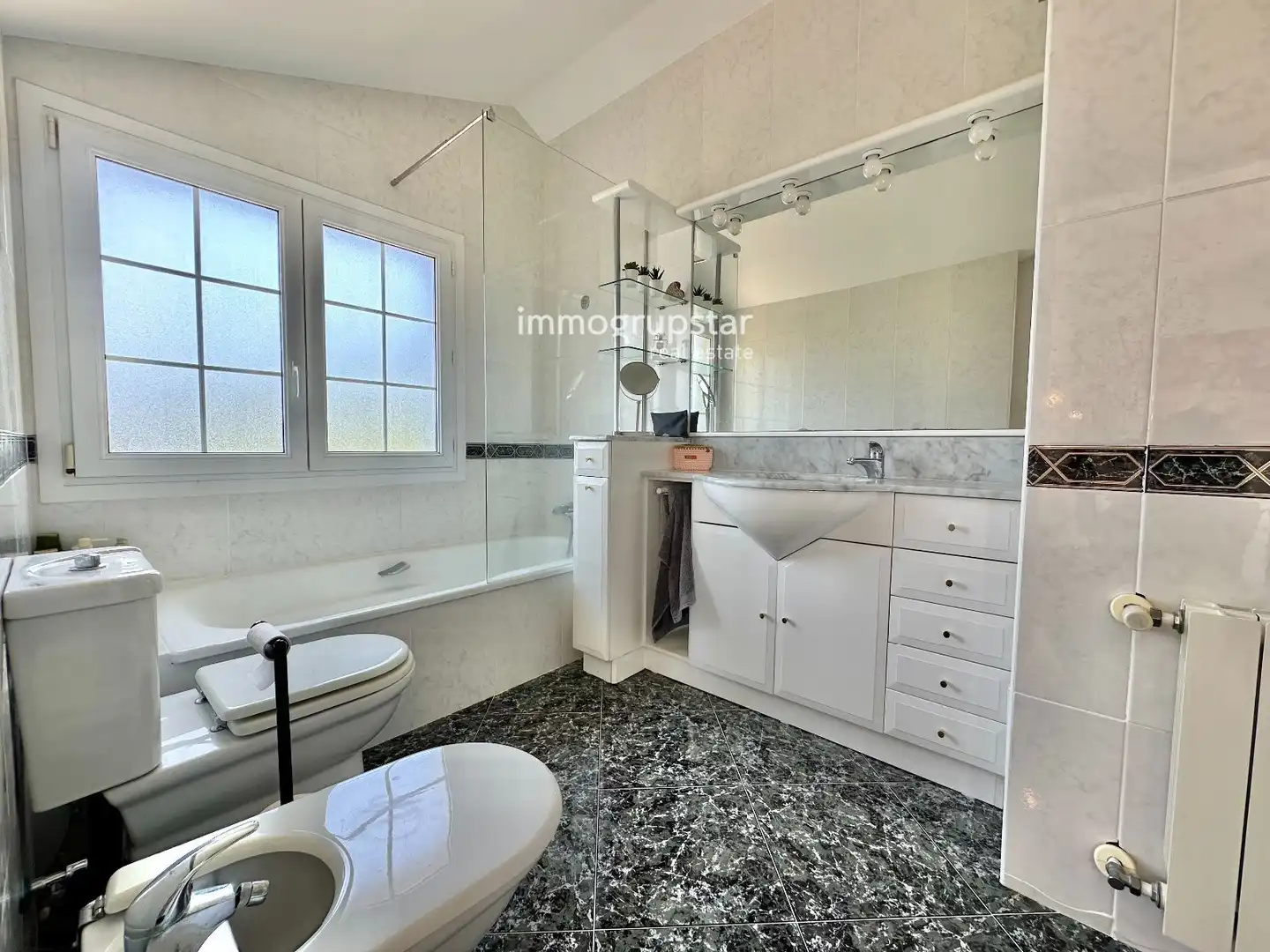Baño de Casa o chalet en venta en Calonge i Sant Antoni con Calefacción, Terraza y Piscina