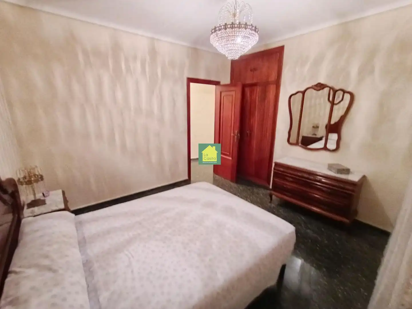 Flat with terrace for sale in Feria, imagen 27
