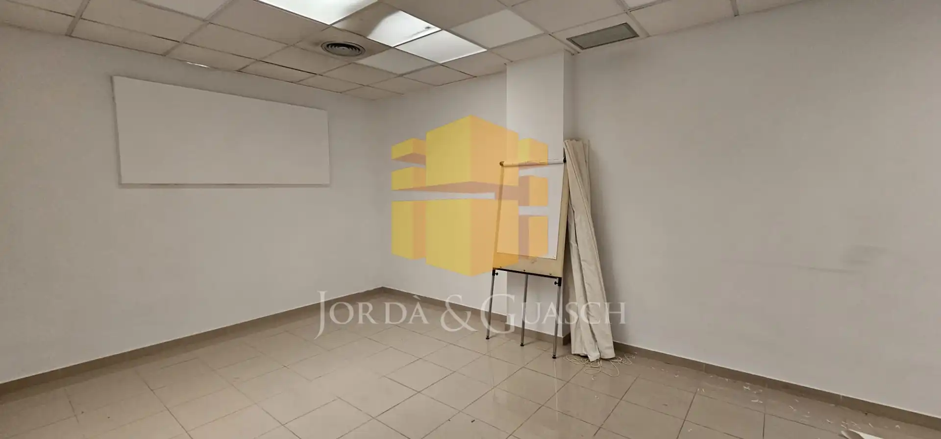 Industrial building with lift for sale in Carretera Corbera 1, imagen 21