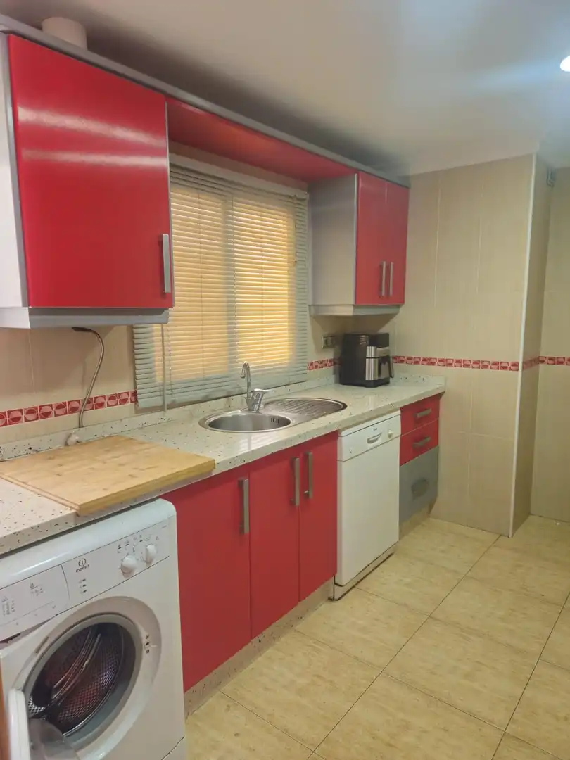 Küche von Wohnung zum Verkauf in Málaga mit Klimaanlage und Abstellraum