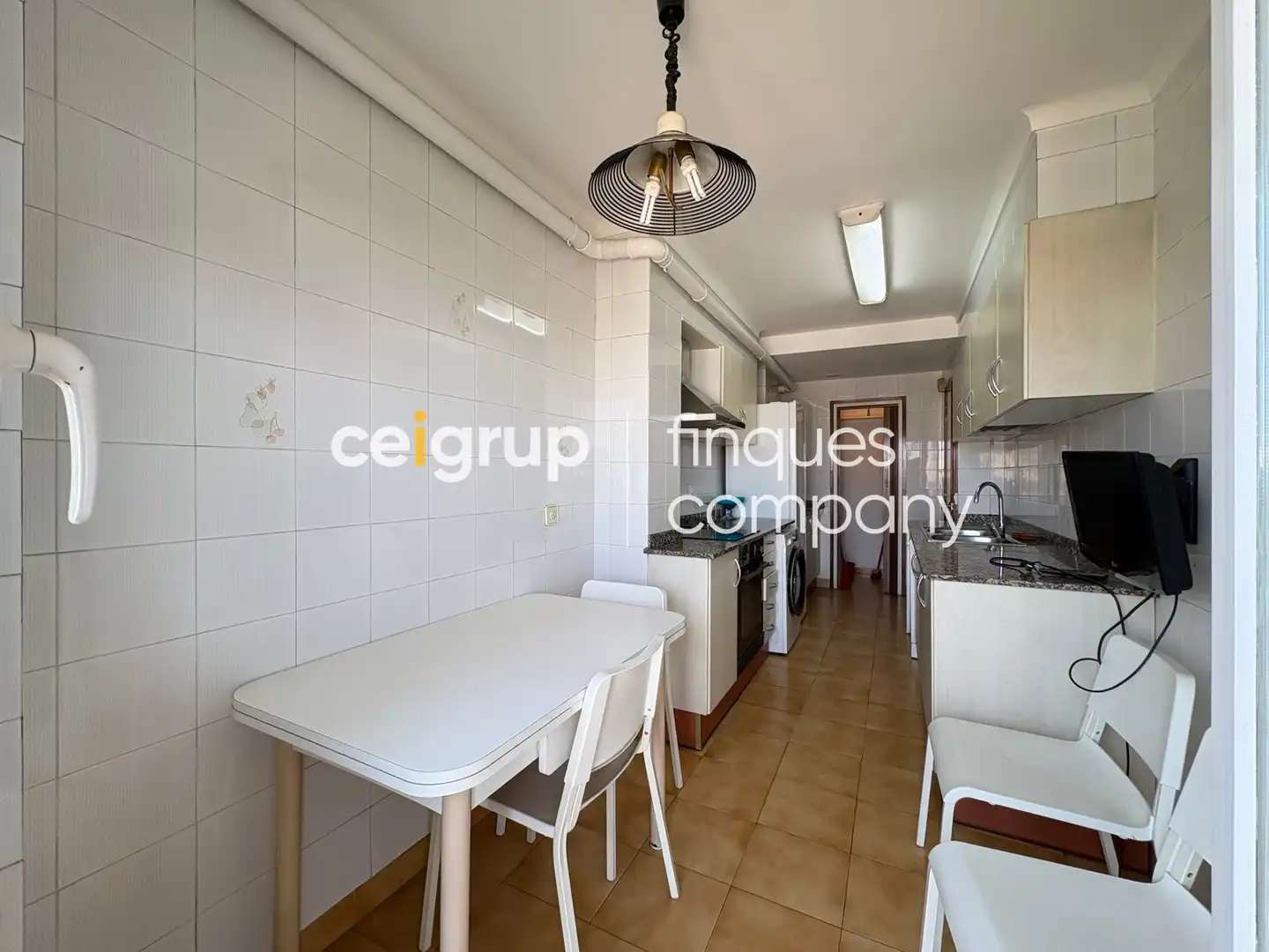 Kitchen of Flat for rent in Girona  with Heating and Furnished