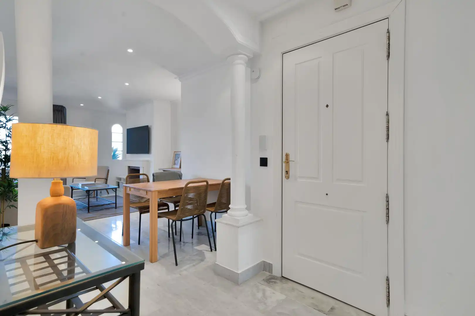 Apartamento de alquiler en Marbella con Aire acondicionado, Jardín privado y Terraza